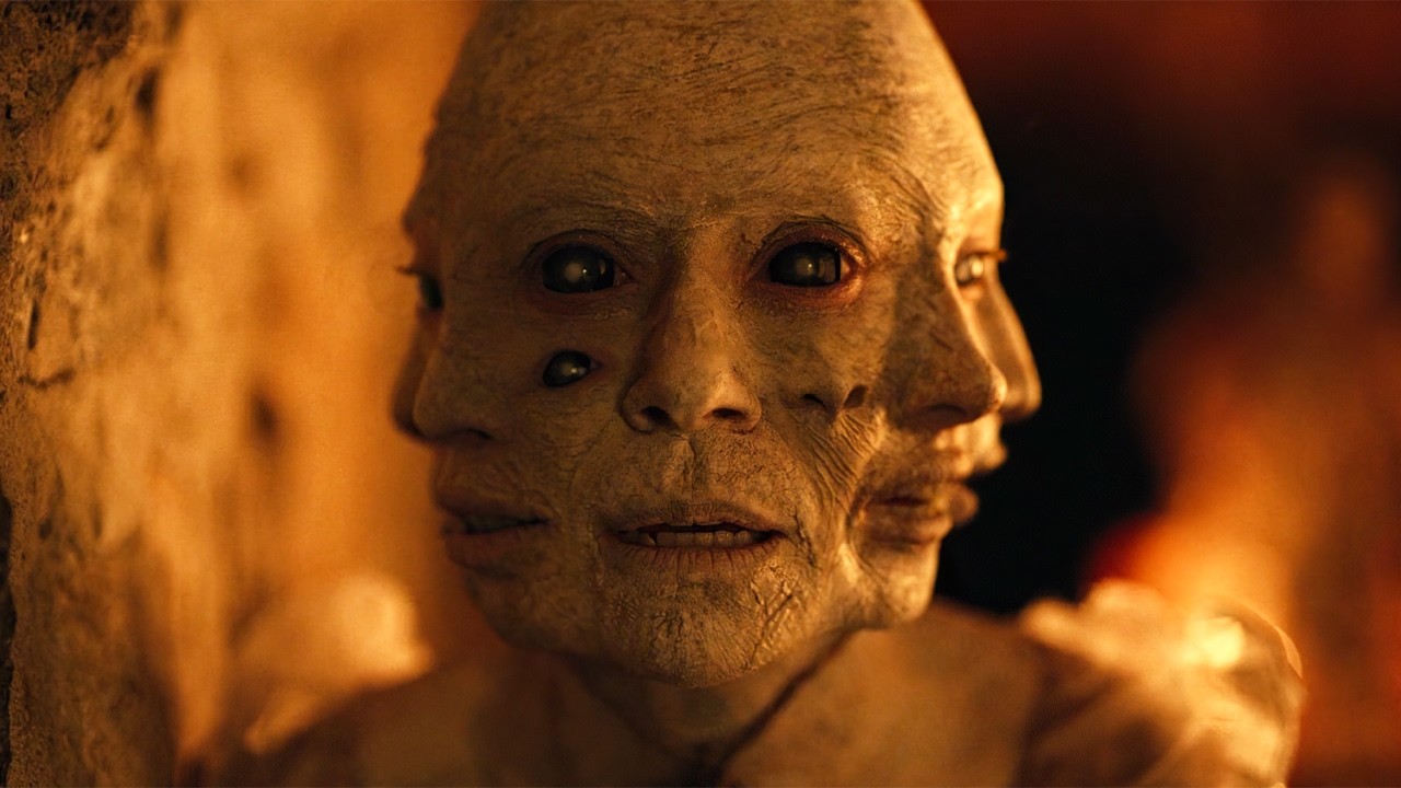 2025最新超級驚悚大片《守護者》，女孩去深山度假，不料遭遇恐怖怪物！