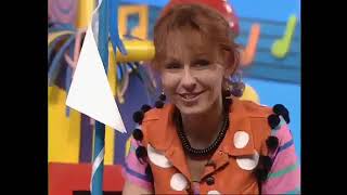 Playdays: The Roundabout Stop - Hickory Dickory Dock (1994)