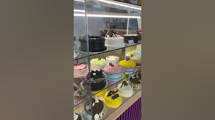 Beli kue ulang tahun banyak banget pilihannya bikin bingung 🥴 #food #minivlog