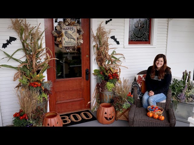 Decorating our front porch for Fall/Halloween! // Garden Answer