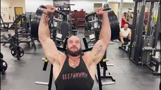 Braun Strowman Barabell Pull Usp Gym Workout