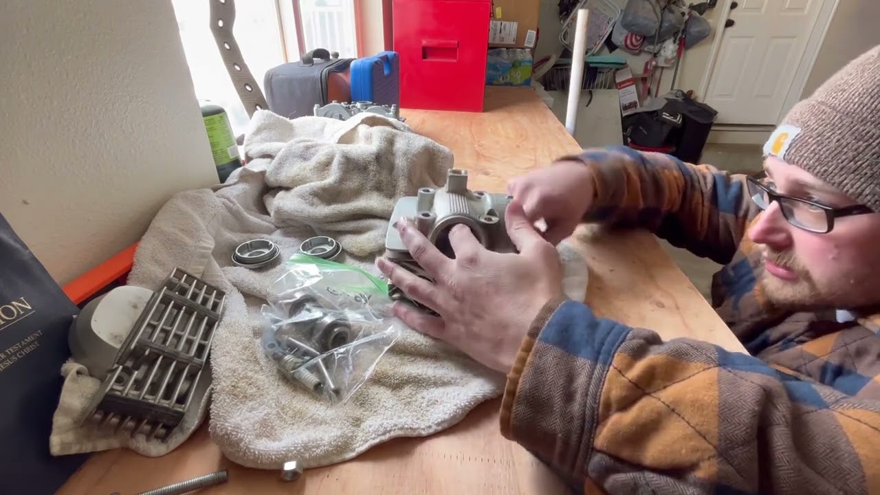 TTR 125 head strip down