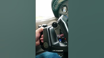 Crosswind landing techniques