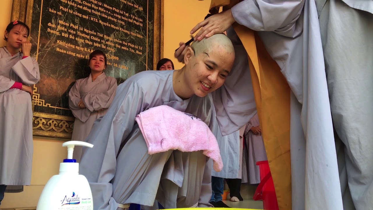 Lễ Xuống Tóc Xuất Gia Của Mộp Mộp - Pháp Hiệu An Mỹ !!! Phật Tử Chơn Như Phúc - Pháp Hiệu An Quảng