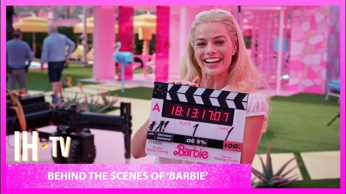 Margot Robbie Takes You Inside the Barbie Dreamhouse (Video 2023