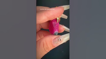 Tinh thể ruby lên mặt dây