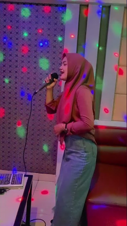 jilbab lagi karaoke