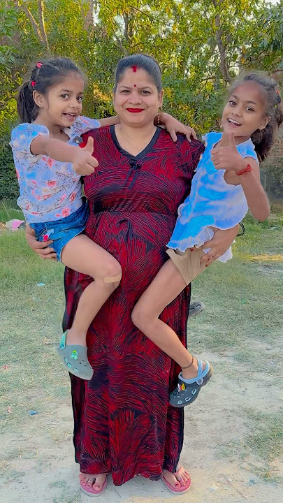 mama pair dard ho rahe hain godi le lo#video #comedy #sorts #entertainment