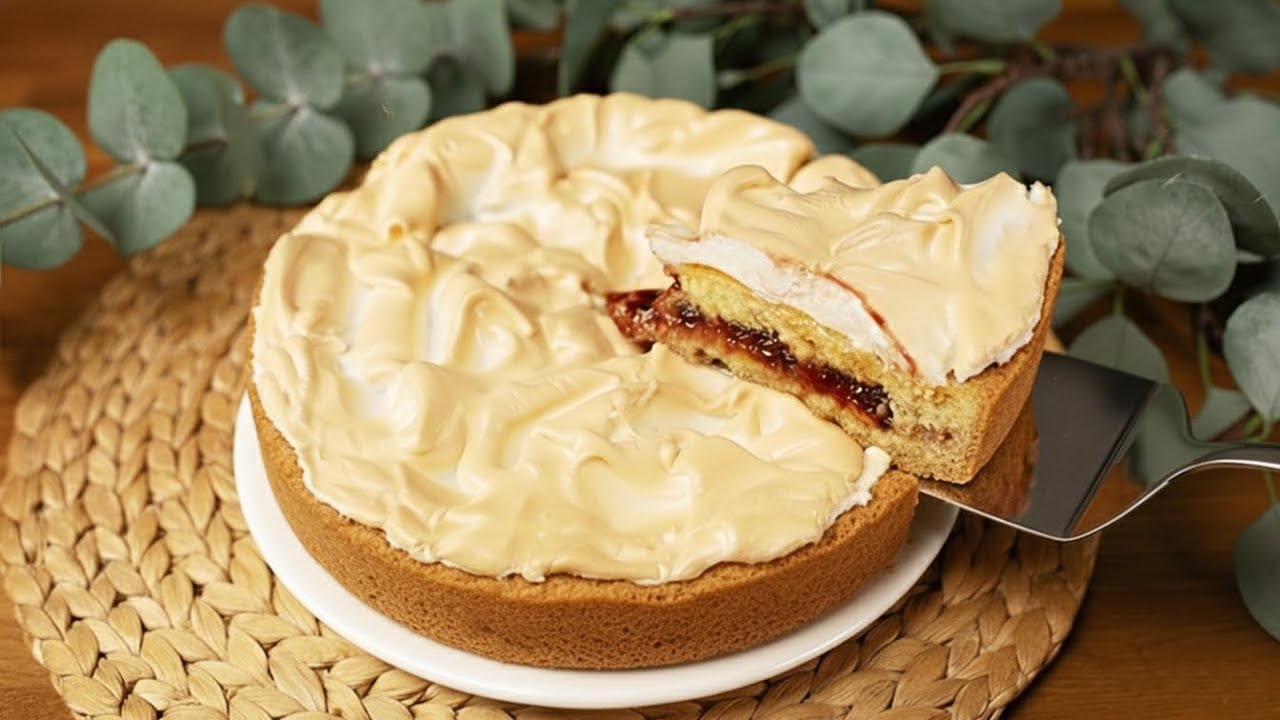 Hier ist, wie man einen Shortbread-Teig mit saurer Sahne zubereitet! Einfach und lecker!