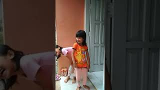 Lucu parah nih anak 2 musik rebanaan ajh dijogetin bikin ketawa Varras \u0026 Vlola putri ferryzall
