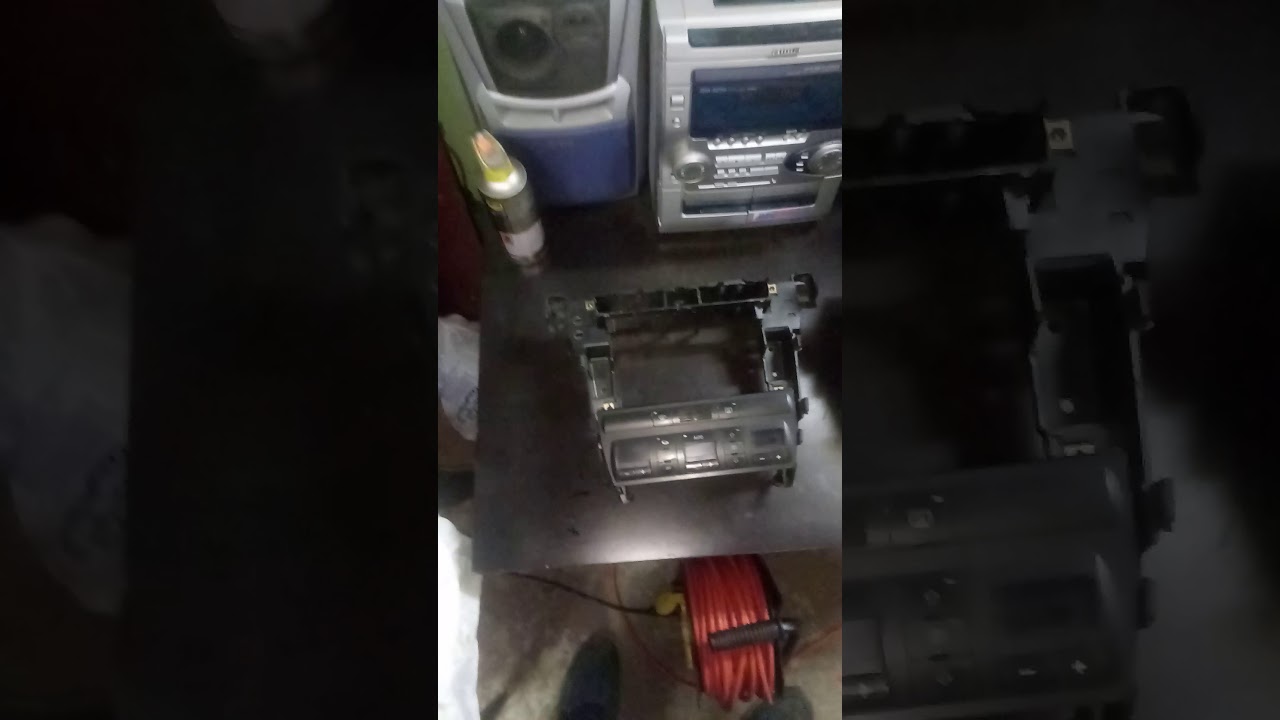 Съемник магнитолы ауди