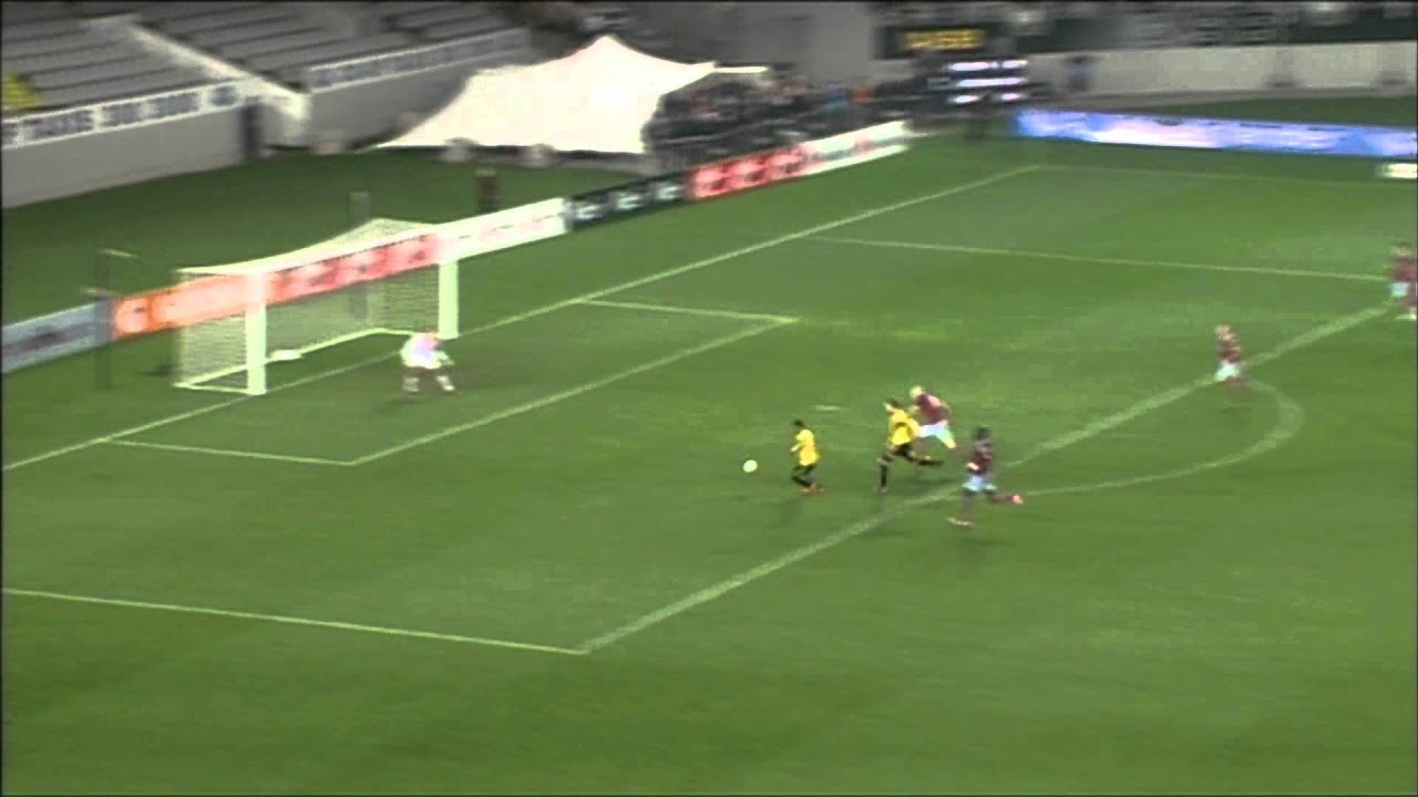 Веллингтон Феникс - Вест Хэм 2:1 видео