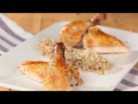 Видео рецепт Курица фаршированная перловкой в духовке
