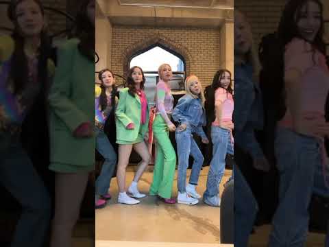 Tiffany, Yoona, Hyoyeon, Sooyoung, x Sunny Tiktok Tease For Soshi Tamtam