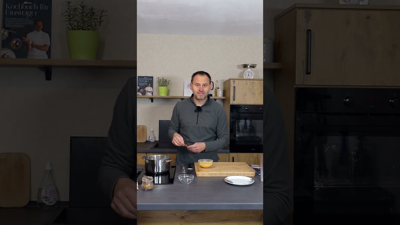 Einfache Vanillesoße aus meinem Kochbuch #rezept #meierskochtipps # ... Einfache Vanillesoße aus meinem Kochbuch #rezept #meierskochtipps # ...