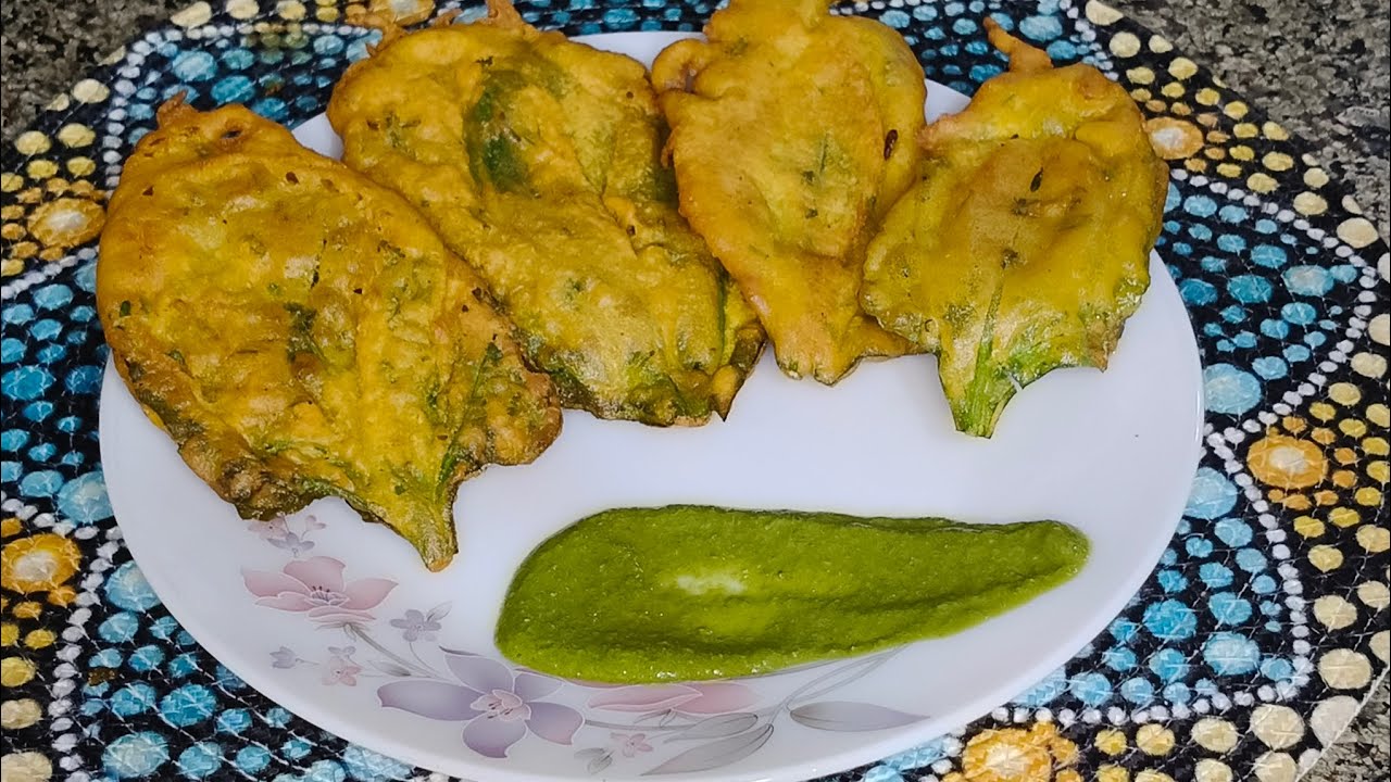 जाती हुई ठंड की बारिश में गरमागरम पालक के पकौड़े 😋स्ट्रीट स्टाइल पालक पकौड़े घर पर |