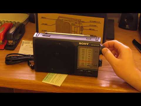 Unboxing of the Sony ICF-801 2band radio - YouTube