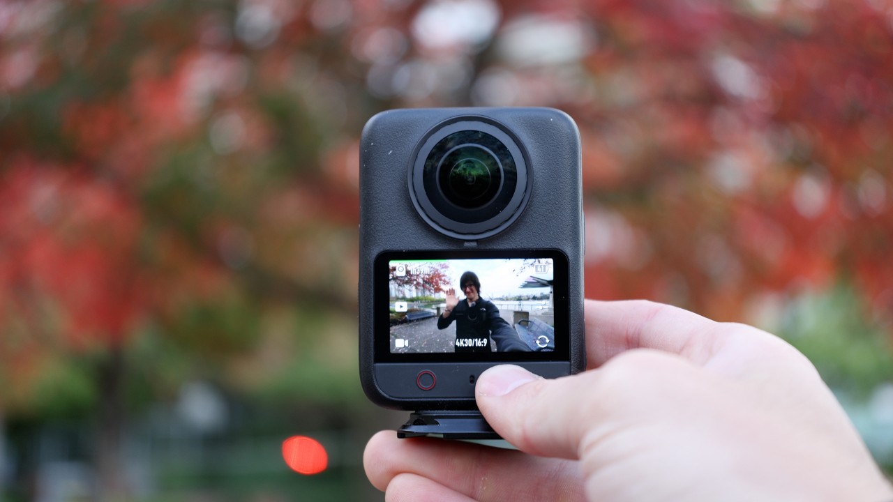 YouTube video by DPReview TV