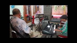 jangan salah menilaiku - Isnaeni