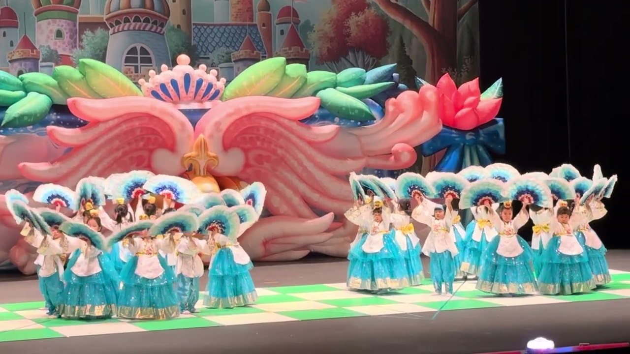 혜윰유치원 마루1반 부채춤 (나의 별이 돼주오)