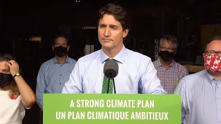 'I'm not gonna back down' says Trudeau as hecklers overshadow Liberal rally in Ont.