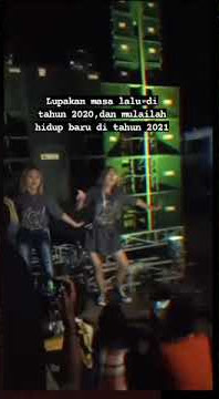 Story whatsapp Virall Dj Inggris feat goyangan cewek cantik||lupakan masalalu mu