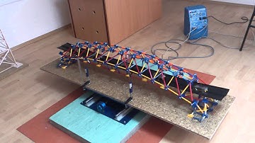 Arch bridge model - Quanser shake table II