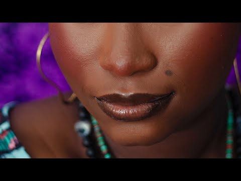 A BEAUTIFUL YORUBA LADY.