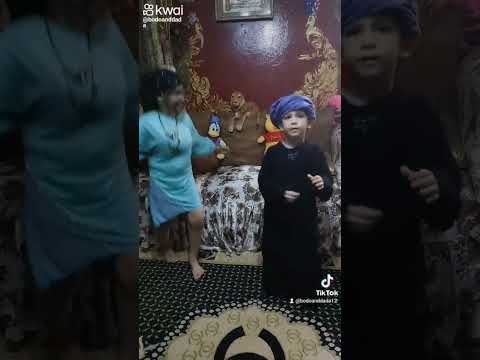 شوكولاته شوكولاته للفنان محمد هنيدي اداء يوسف وعبدالرحمن
