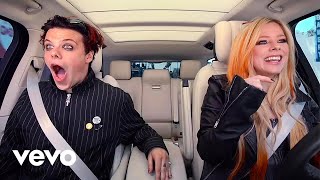 Avril Lavigne, Yungblud — &quot;Girlfriend&quot; (Carpool Karaoke: The Series)