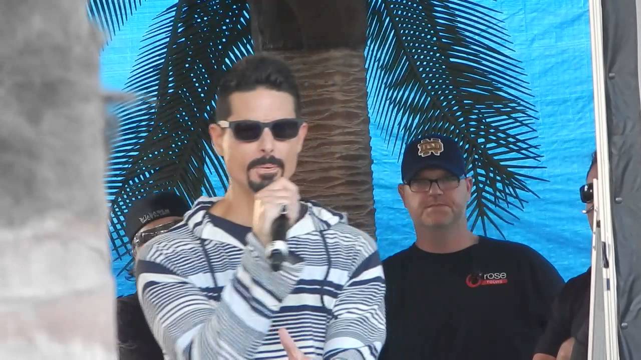 BSB Cruise 2014 - Don't Forget The Lyrics - Kevin singing Livin' On A Prayer