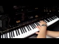 Improvisation sur un piano droit petrof 125