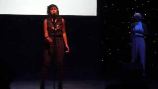 Melanie Fiona Performs 4am at the Dusable Museum