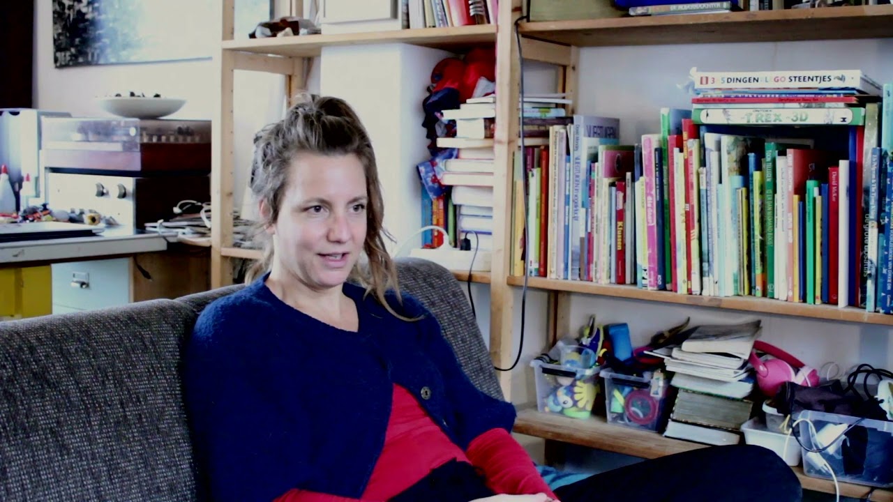 Moeders Zonder Moeder Anna   afl  1