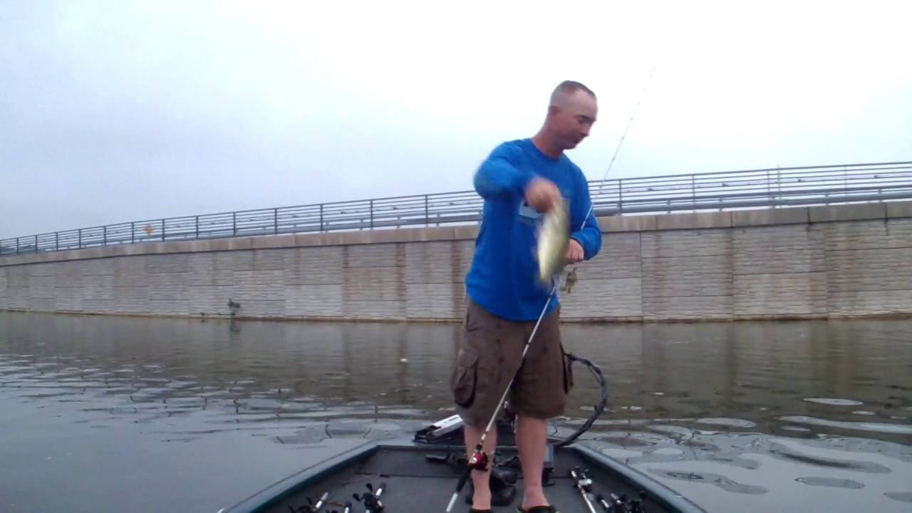 Another fun day on Geist Reservoir bass fishing Part 1 - YouTube