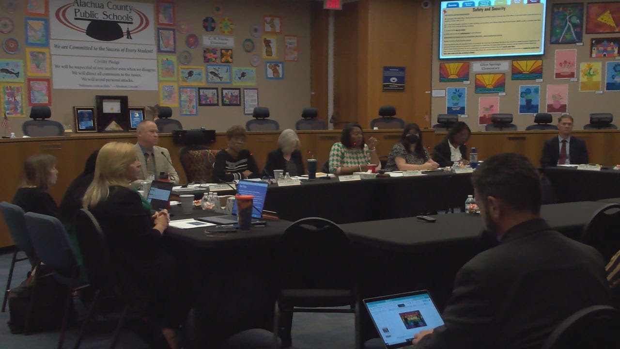 Alachua County School Board members discuss year-round academic ...