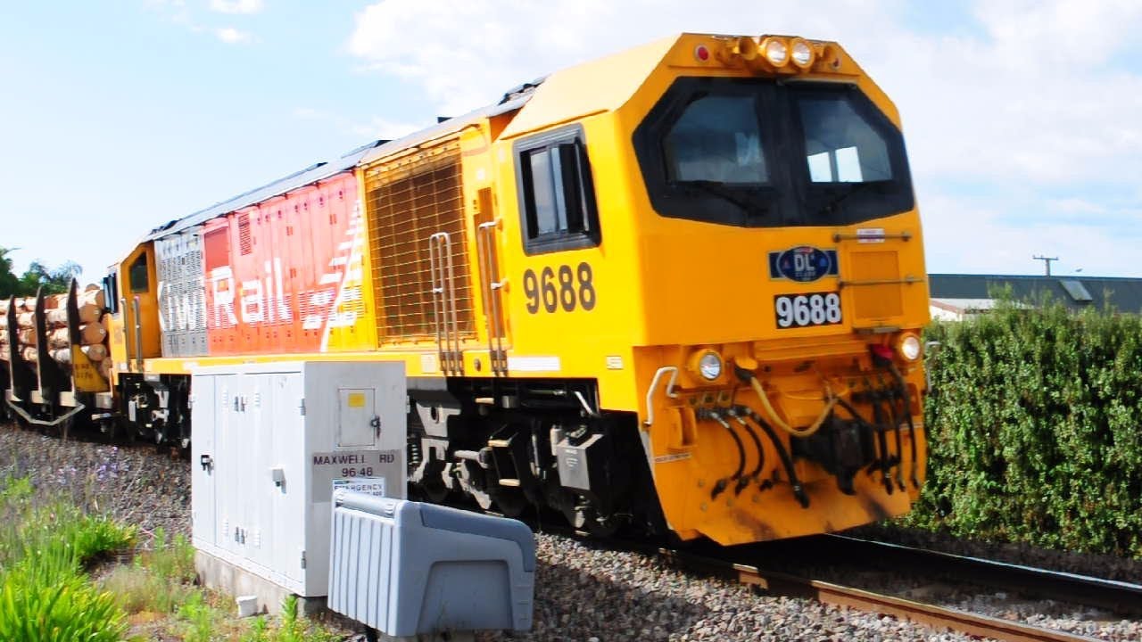 DL 9688 and DH 2851 (December 10th, 2019)