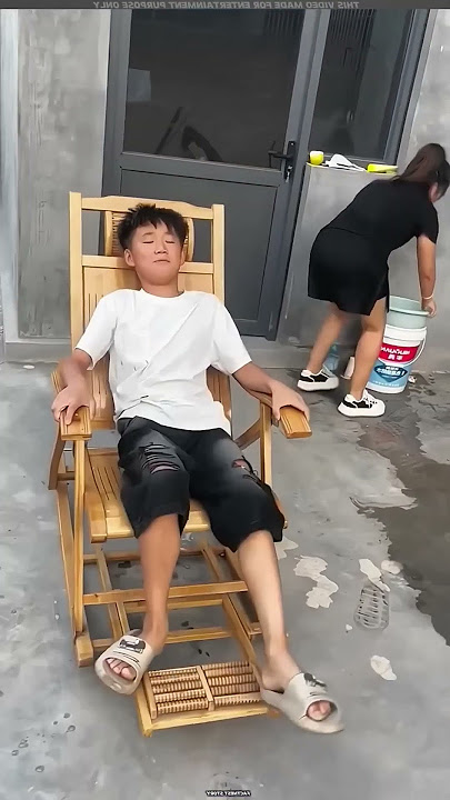 😱 الأخت والكرسي الملعون! شوفوا شو صار بالحليب 🥛😂 #اكسبلور