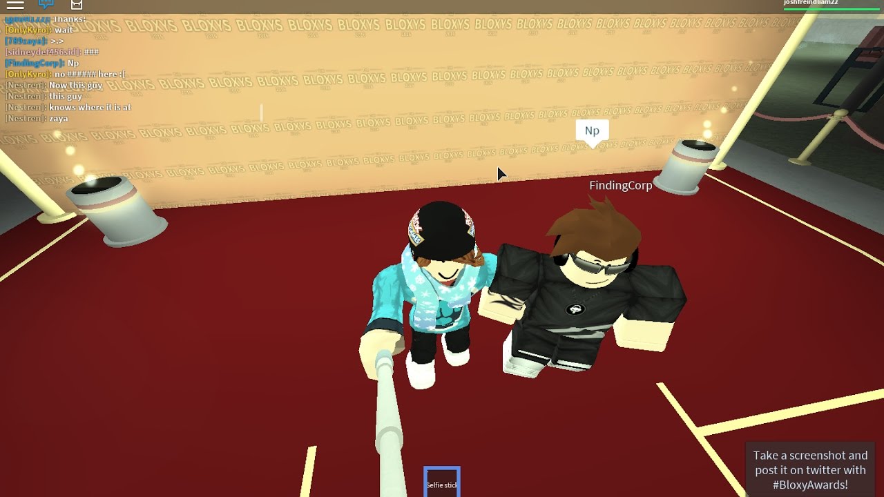 Roblox Ll Im At The Bloxy Awards Red Carpet Youtube - roblox red carpet