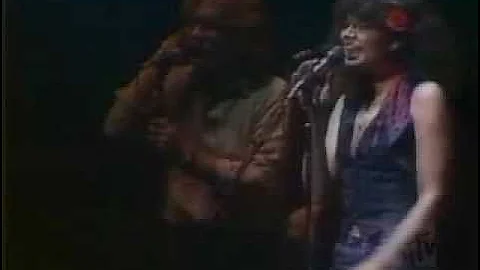 Linda Ronstadt - It's So Easy (LIVE)