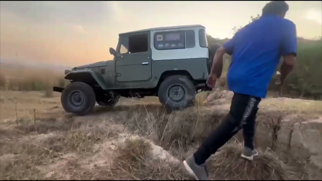 Toyota fj40 off-road 