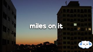 Marshmello & Kane Brown - Miles On It (Lyrics)