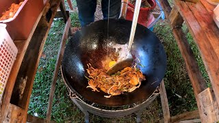 Amazing Street Food of Malaysia - CHAR KUEY TEOW