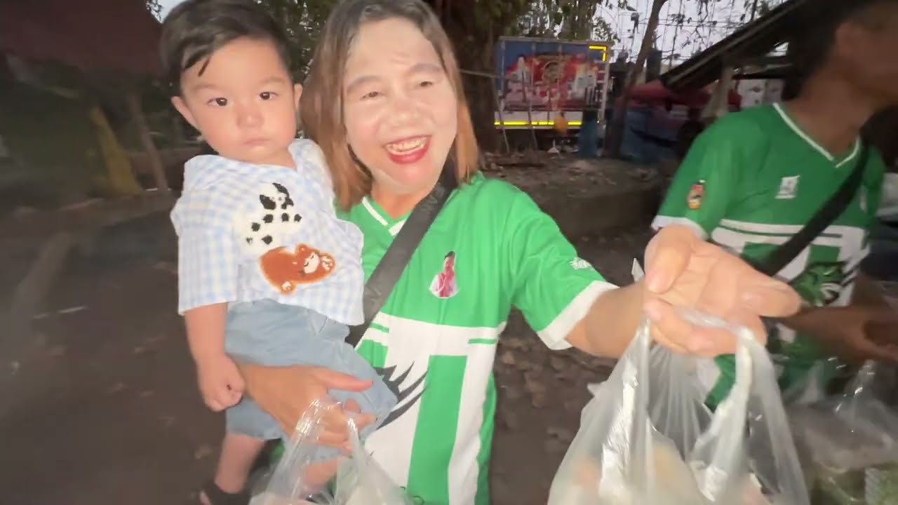 แฟนคลับหน้าเวทีทำไมทำแบบนี้ และพูดคำนี้ออกมา!!!! พร้อมถามข่าวอาการพระเอกสกาย