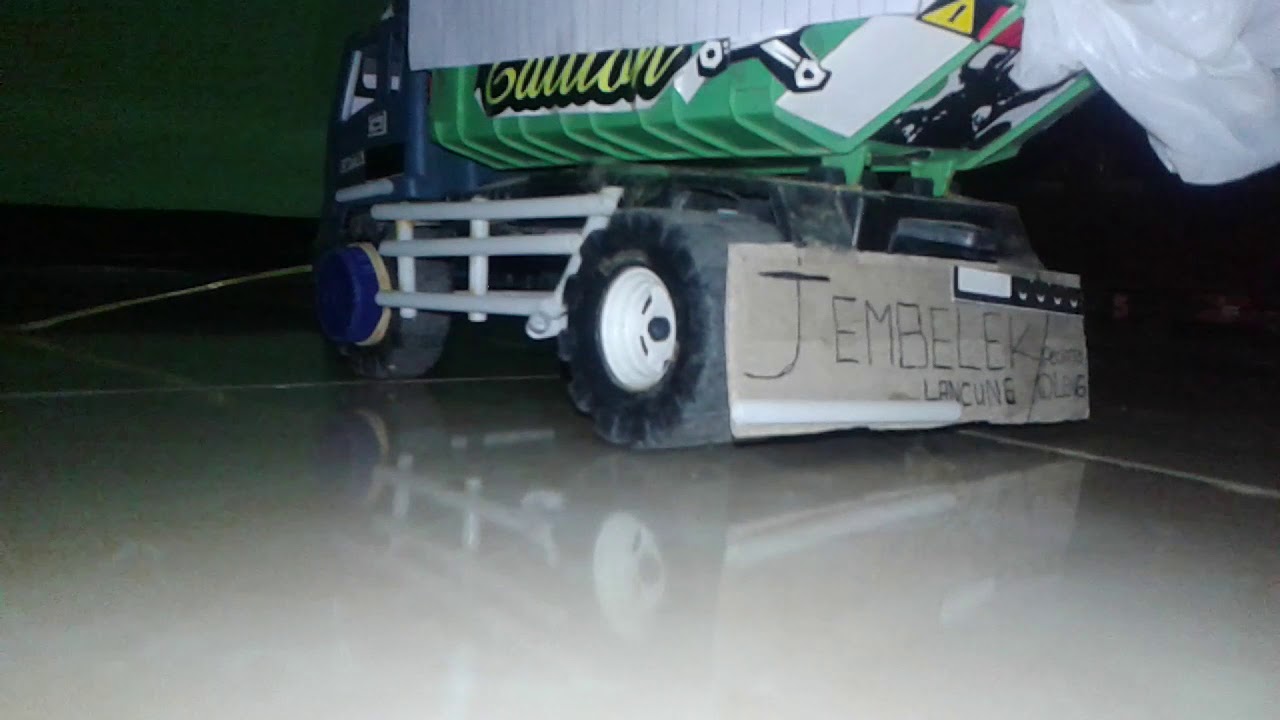  Miniatur truk plastik  cctvkenyaenoyi YouTube