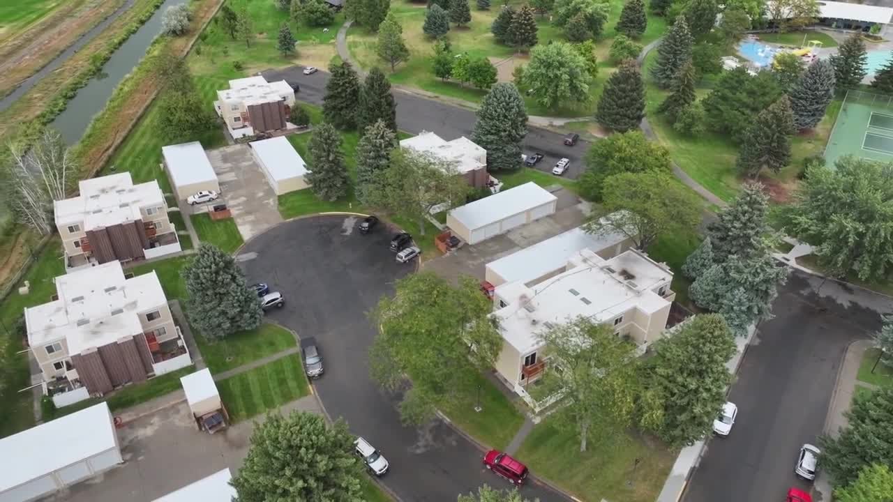 Billings apartment complex residents forming tenant union against corporate landlord