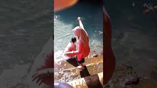 Download lagu Tamborasi The Shortest River In The World South Sulawesi Indonesia Betty Tamborasi The Shortest River In The World South Sulawesi Indonesia Betty