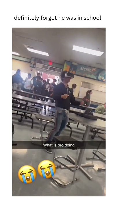 Bro just saw VR *orn for the first time (clap clap)