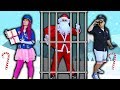 MALOUCOS FINGE BRINCAR DE POLICIAL E PRENDE PAPAI NOEL NO NATAL - PRETEND PLAY WITH POLICE COSTUME