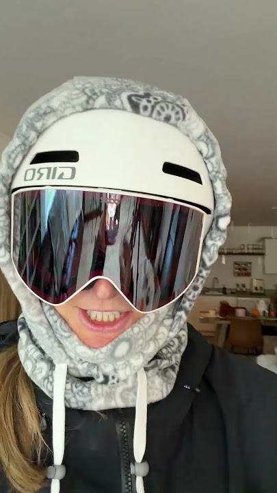 The new frost bloom hood is here! 🩷 #skiing #snowboarding #smallbusiness